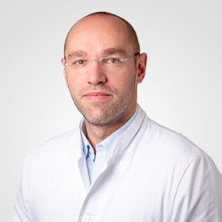 Dr. Guillaume Muff
